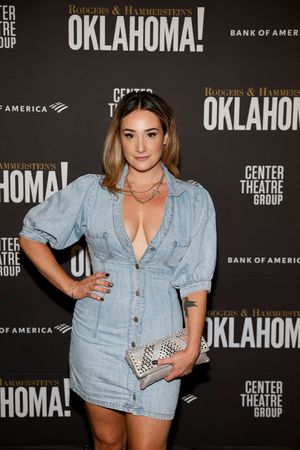 Actor Emma Hunton @ BroadwayWorld Actor Emma Hunton Photo