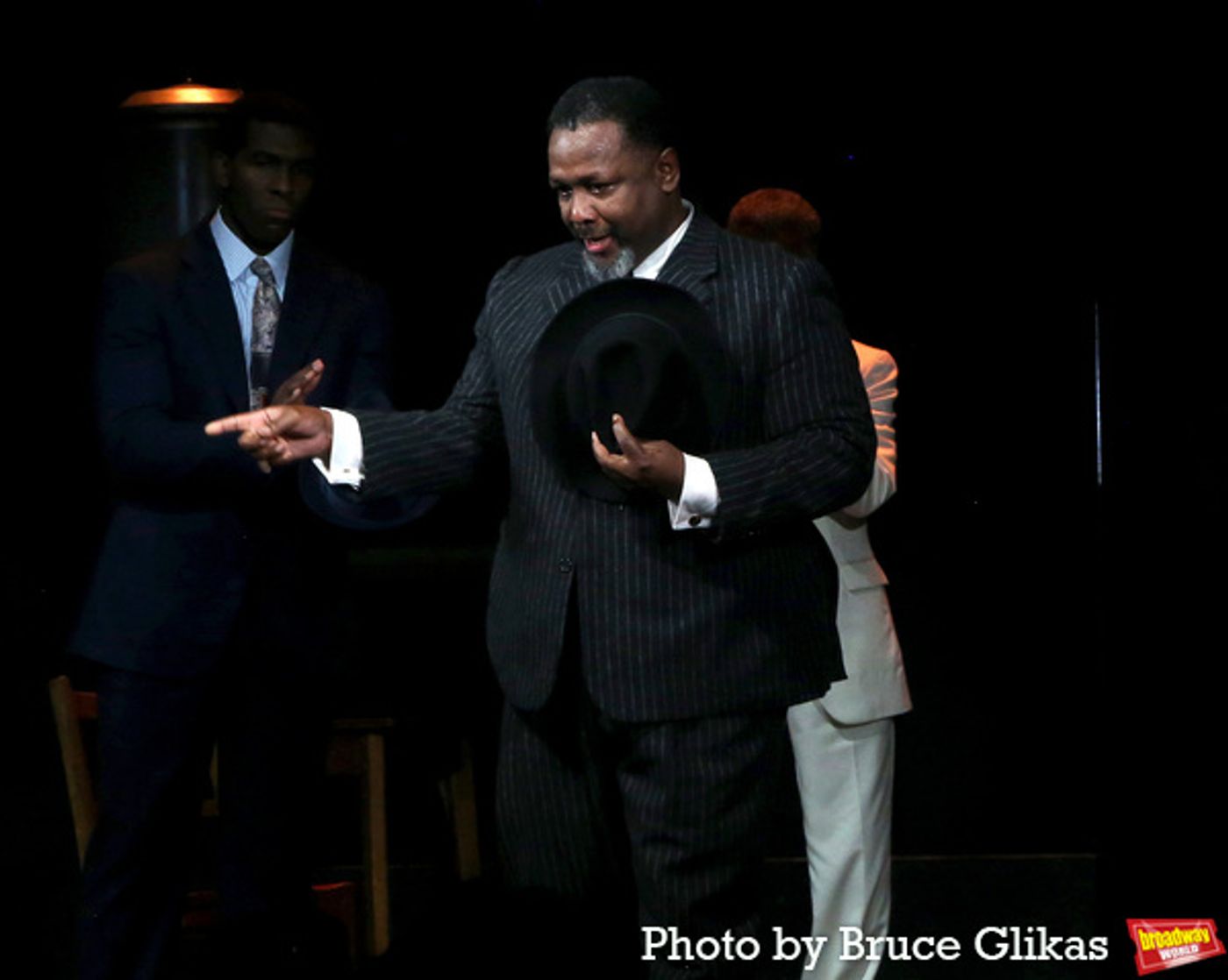 Photos: The Cast of DEATH OF A SALESMAN Takes Their Bows at First Preview  Image