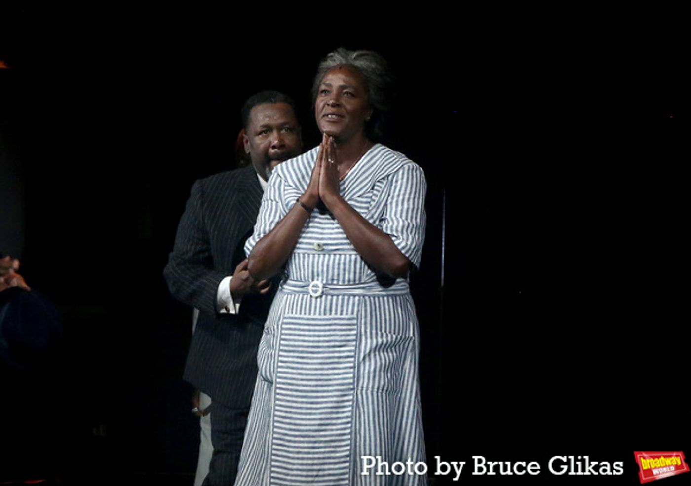 Photos: The Cast of DEATH OF A SALESMAN Takes Their Bows at First Preview  Image