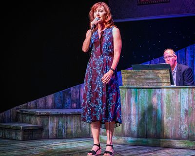 Featured entertainers Rita Harvey and Neil Berg Photo