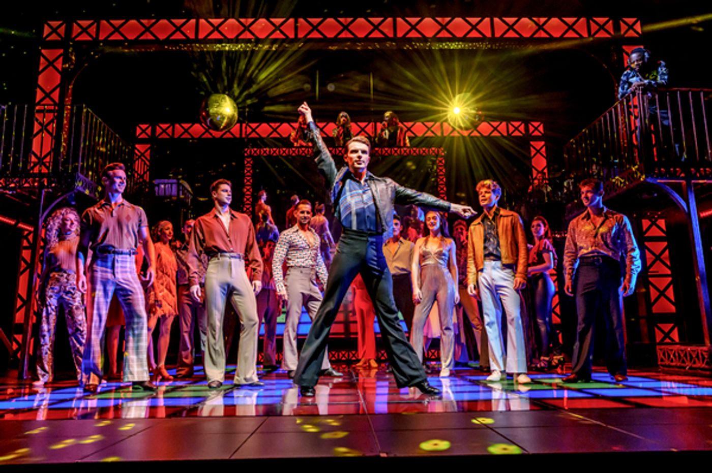 Photos: First Look at SATURDAY NIGHT FEVER UK Tour  Image