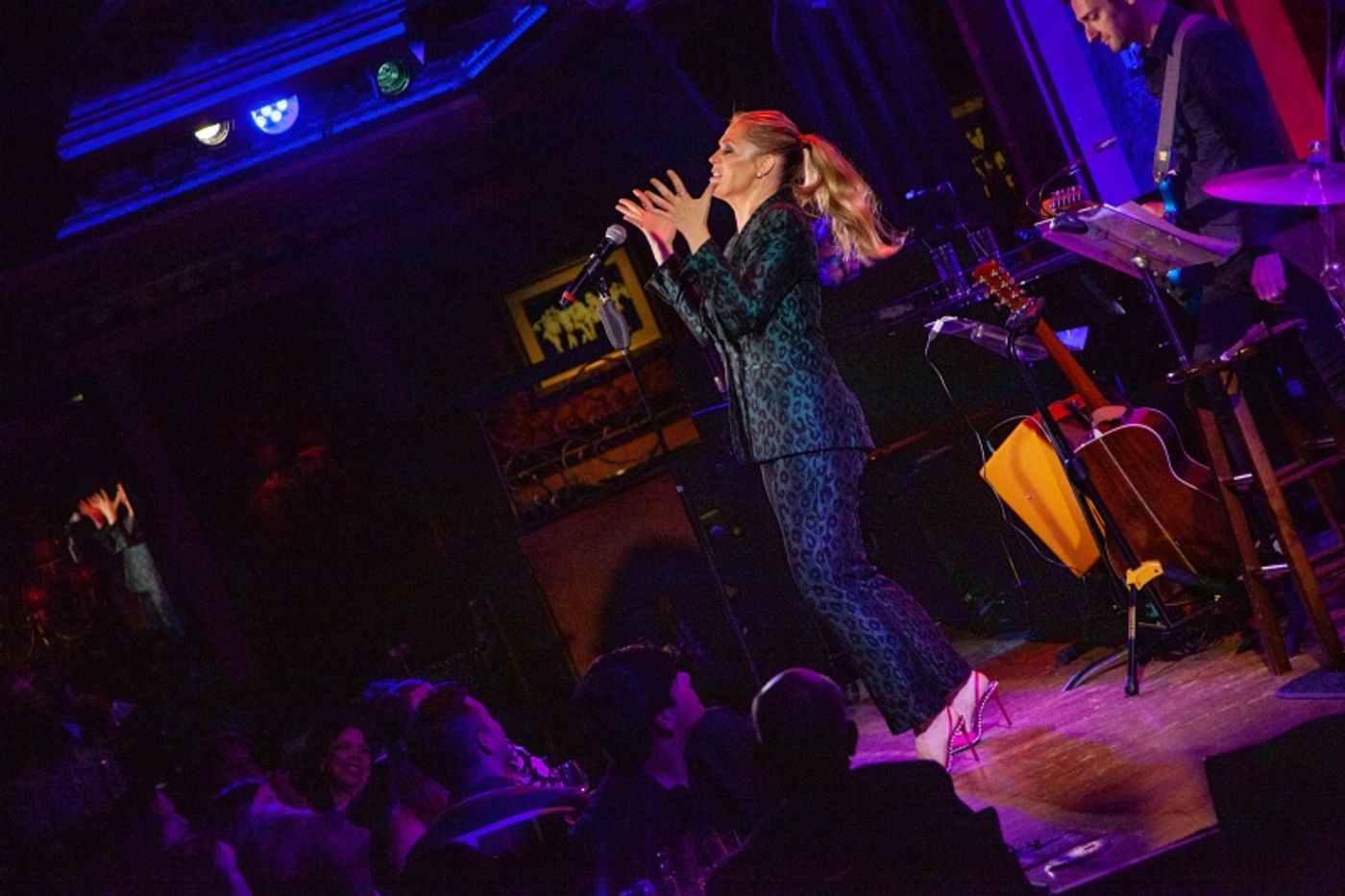 Review: Elizabeth Stanley Owns NEW YORK POPS UNDERGROUND Benefit at 54 Below  Image