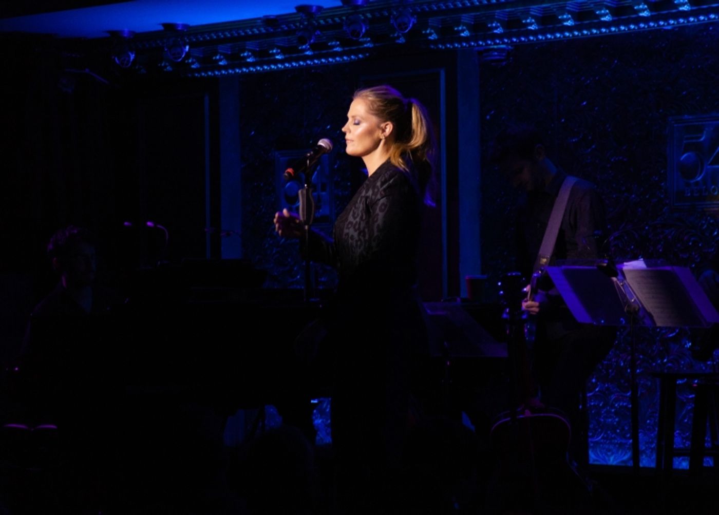 Review: Elizabeth Stanley Owns NEW YORK POPS UNDERGROUND Benefit at 54 Below  Image