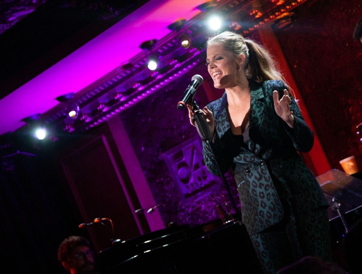 Review: Elizabeth Stanley Owns NEW YORK POPS UNDERGROUND Benefit at 54 Below  Image