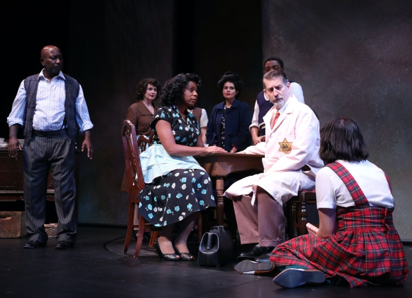 Review: World Premiere of New DIARY OF ANNE FRANK Adaptation at Nashville Children's Theatre  Image