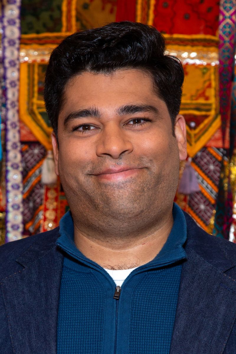 Photos: Meet the Cast of the ALADDIN National Tour — photo 14 of 16