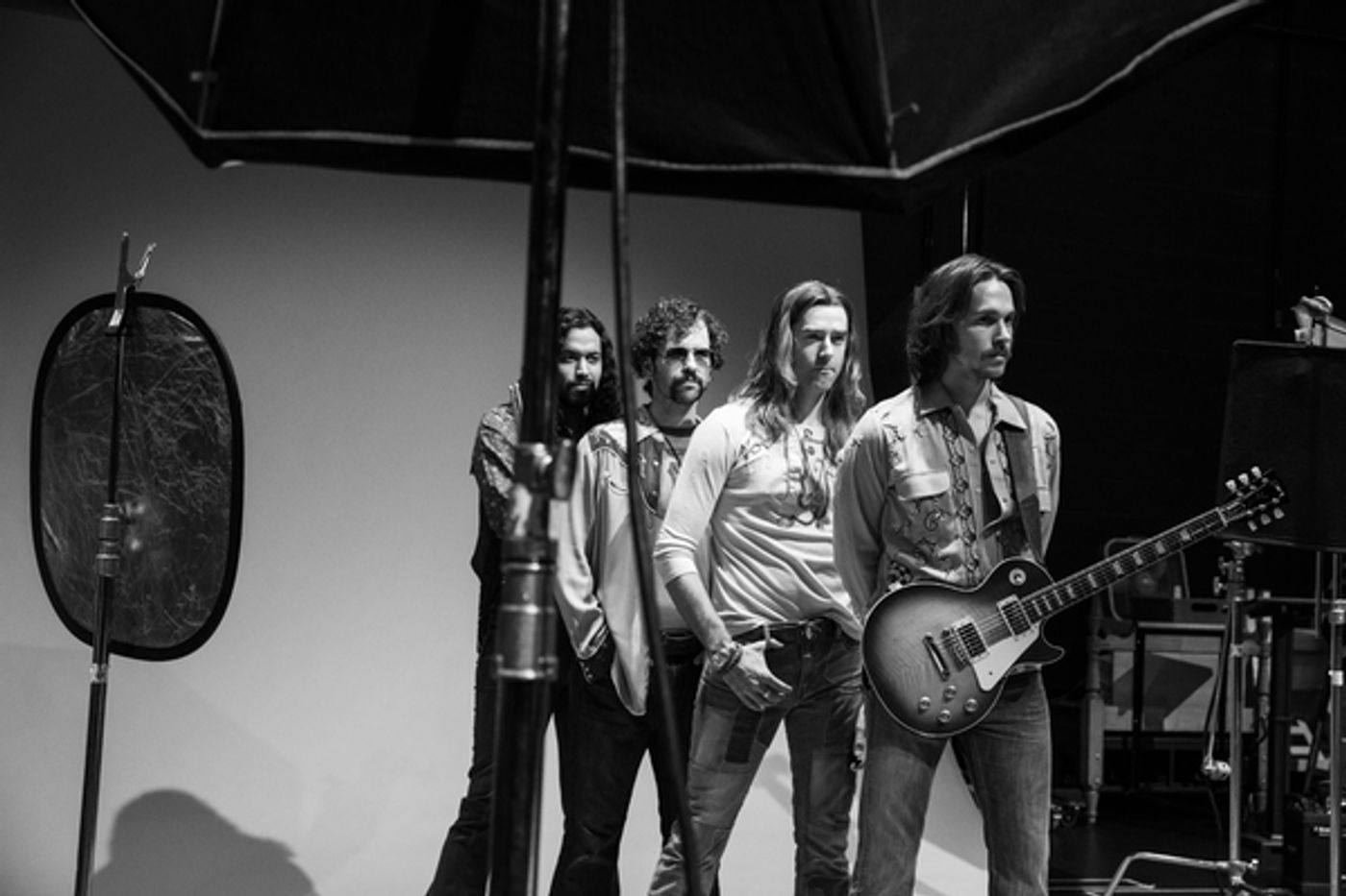 Photos & Video: ALMOST FAMOUS Cast Captured by Famed Rock Photographer Neal Preston  Image