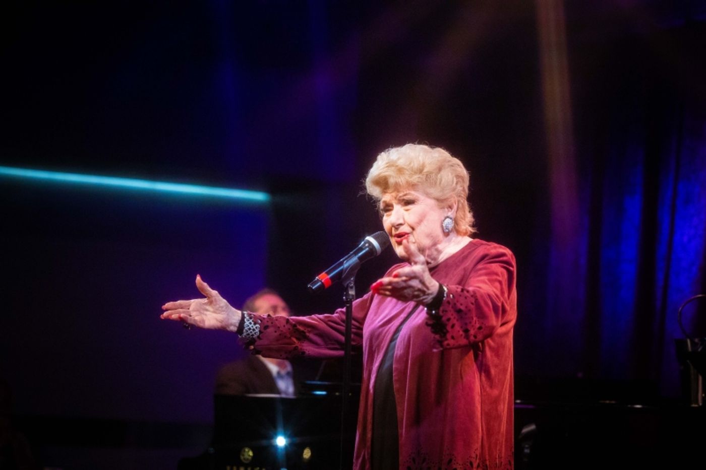 Photos: September 20th Episode of THE LINEUP WITH SUSIE MOSHER at Birdland Theater Is Especially Starry Photos: September 20th Episode of THE LINEUP WITH SUSIE MOSHER at Birdland Theater Is Especially Starry Image
