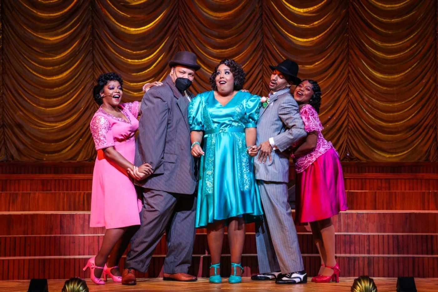 Review: TUTS AIN'T MISBEHAVIN' Oozes Charisma at Hobby Center for Performing Arts  Image