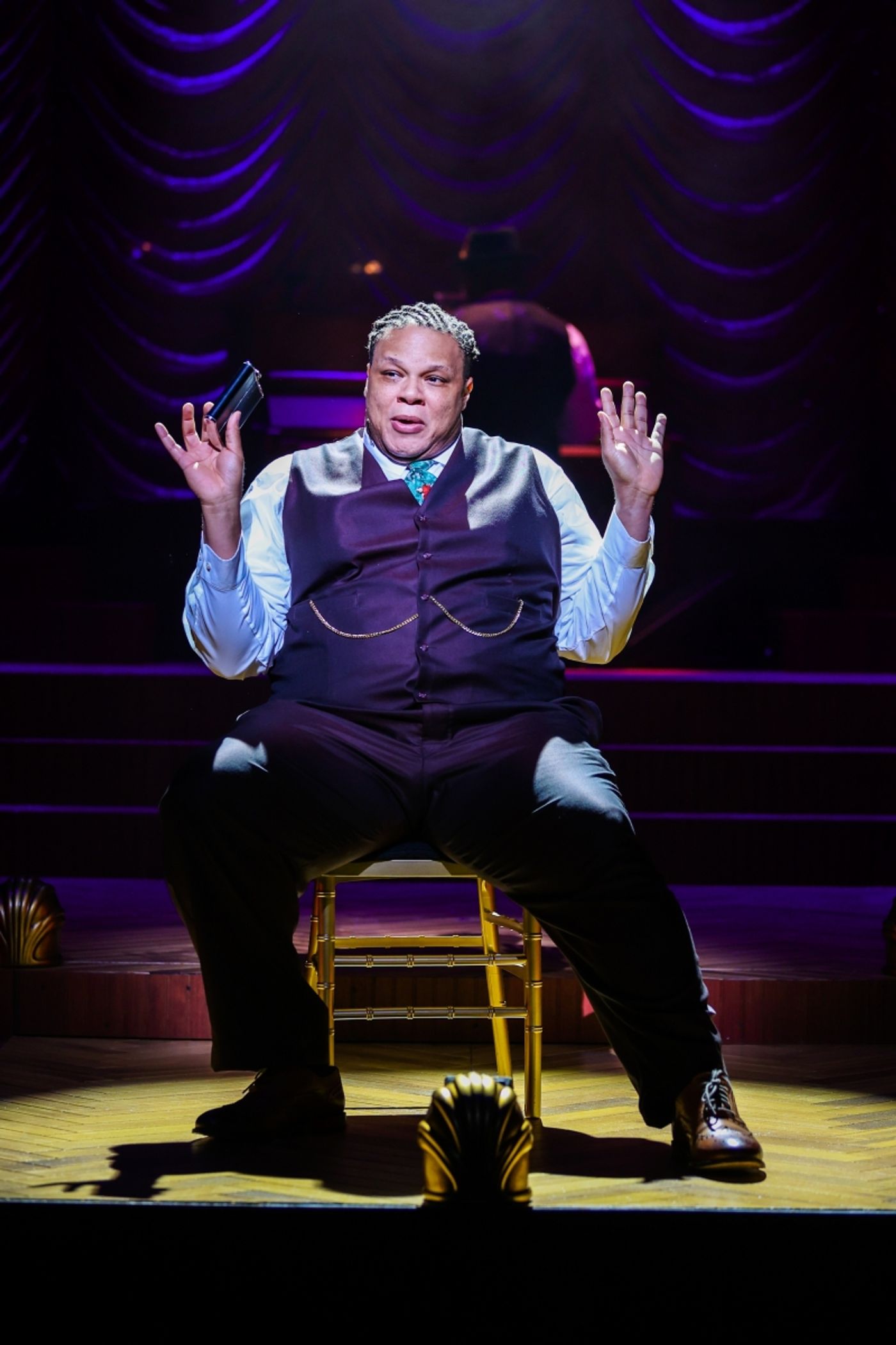 Review: TUTS AIN'T MISBEHAVIN' Oozes Charisma at Hobby Center for Performing Arts  Image