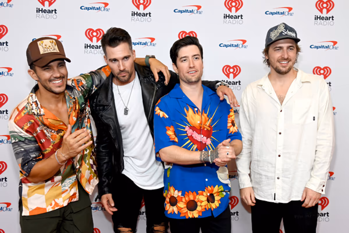 Carlos PenaVega, James Maslow, Logan Henderson, and Kendall Schmidt of Big Time Rush at 