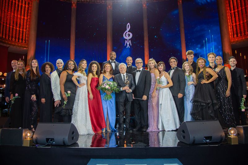 Photos: Alan Menken Receives Max Steiner Achievement Award at Hollywood in Vienna Gala — photo 3 of 8