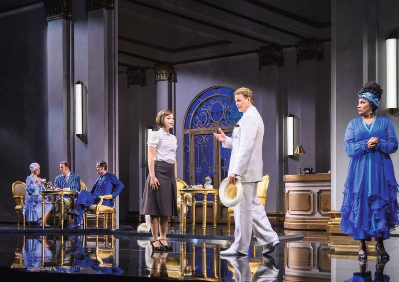First Look: Willemijn Verkaik Returns to the Stage in REBECCA the Musical in Vienna Image