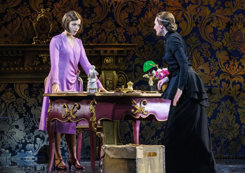 First Look: Willemijn Verkaik Returns to the Stage in REBECCA the Musical in Vienna Image