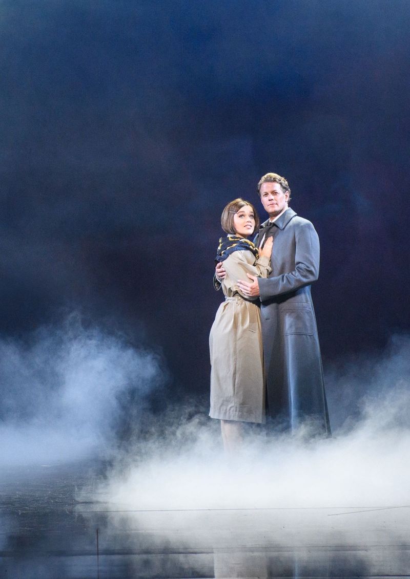 First Look: Willemijn Verkaik Returns to the Stage in REBECCA the Musical in Vienna Image