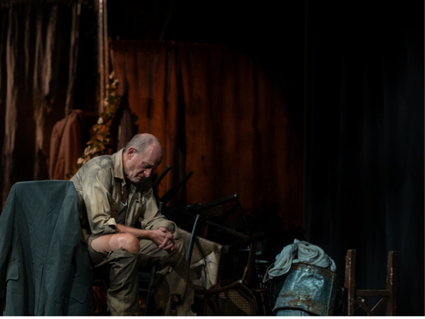 Photos: THE DARK STONE Opens At Repertorio Español Photos: THE DARK STONE Opens At Repertorio Español Image