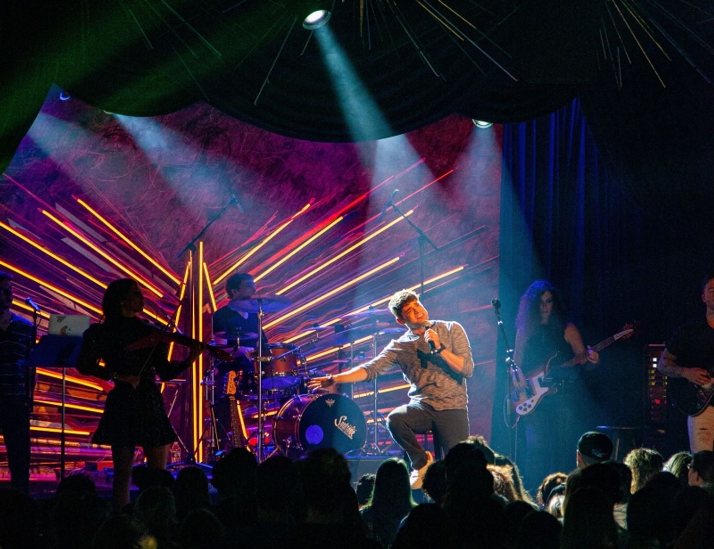 Review: JEREMY JORDAN AND AGE OF MADNESS Play Awesome Debut Rock Concert at Sony Hall Review: JEREMY JORDAN AND AGE OF MADNESS Play Awesome Debut Rock Concert at Sony Hall Image