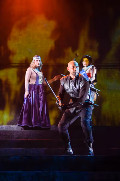 Daniel Duque-Estrada; Back: Lisa Anne Porter, Molly Lyons  Photo