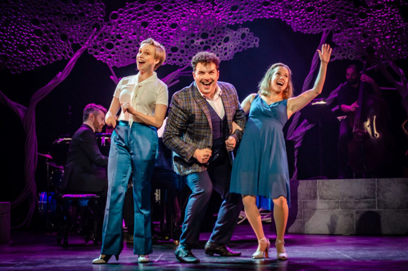 Photos: First Look at A GRAND NIGHT FOR SINGING at The Arrow Rock Lyceum Theatre Photos: First Look at A GRAND NIGHT FOR SINGING at The Arrow Rock Lyceum Theatre Image