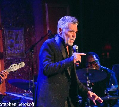 Clint Holmes Photo