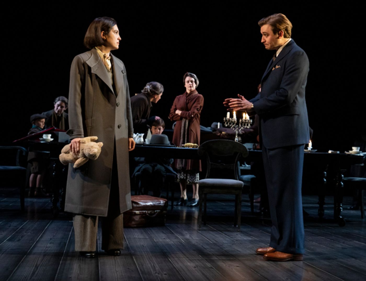 Photos: First Look at Brandon Uranowitz, Caissie Levy, David Krumholtz & More in LEOPOLDSTADT  Image