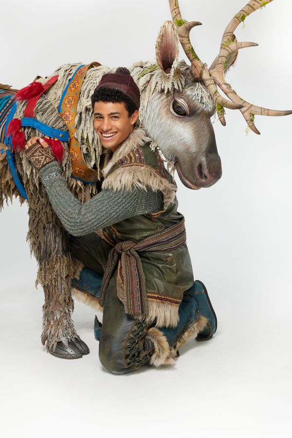 Photos: Get a First Look at New FROZEN Cast Members Emily Lane and Djavan van de Fliert as 'Anna' and 'Kristoff' — photo 5 of 5