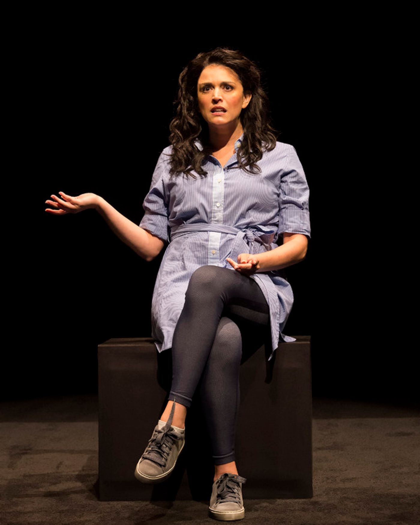Photos: THE SEARCH FOR SIGNS OF INTELLIGENT LIFE IN THE UNIVERSE Starring Cecily Strong to Open in Los Angeles  Image