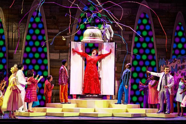 Photos/Video: First Look at the New Cast of HAIRSPRAY on Tour, Featuring Andrew Levitt aka Nina West — photo 18 of 21