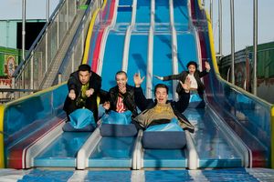 Flula Borg as Pieter, Lera Abova as Lina, Adam Devine as Bumper Allen, Sarah Hyland as Heidi @ BroadwayWorld Flula Borg as Pieter, Lera Abova as Lina, Adam Devine as Bumper Allen, Sarah Hyland a Photo