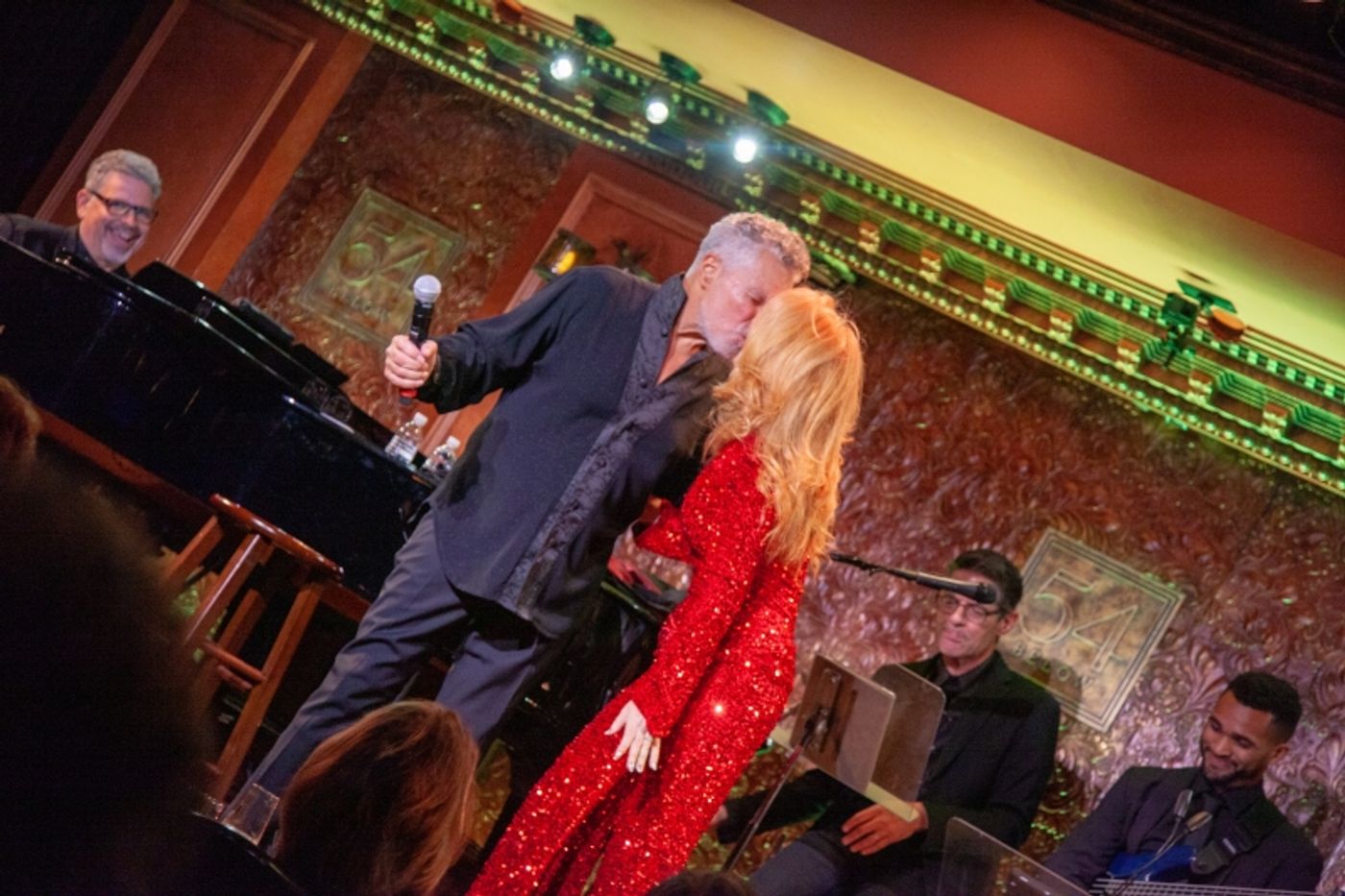 Review: Clint Holmes Astonishes 54 Below Audience With BETWEEN THE MOON AND NEW YORK CITY Review: Clint Holmes Astonishes 54 Below Audience With BETWEEN THE MOON AND NEW YORK CITY Image