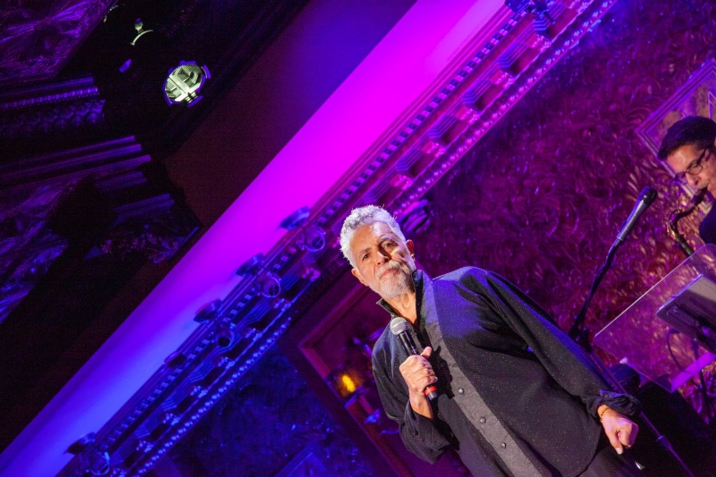 Review: Clint Holmes Astonishes 54 Below Audience With BETWEEN THE MOON AND NEW YORK CITY Review: Clint Holmes Astonishes 54 Below Audience With BETWEEN THE MOON AND NEW YORK CITY Image