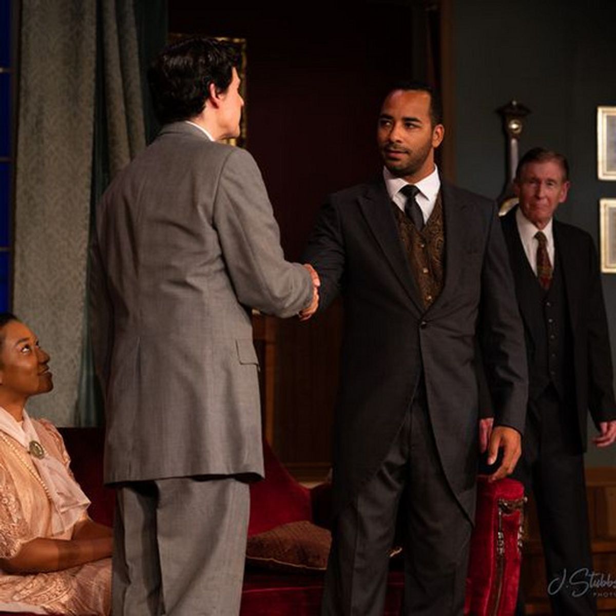 Dracula at Little Theatre of Virginia Beach at Photos: DRACULA Opens at Little Theatre Of Virginia Beach