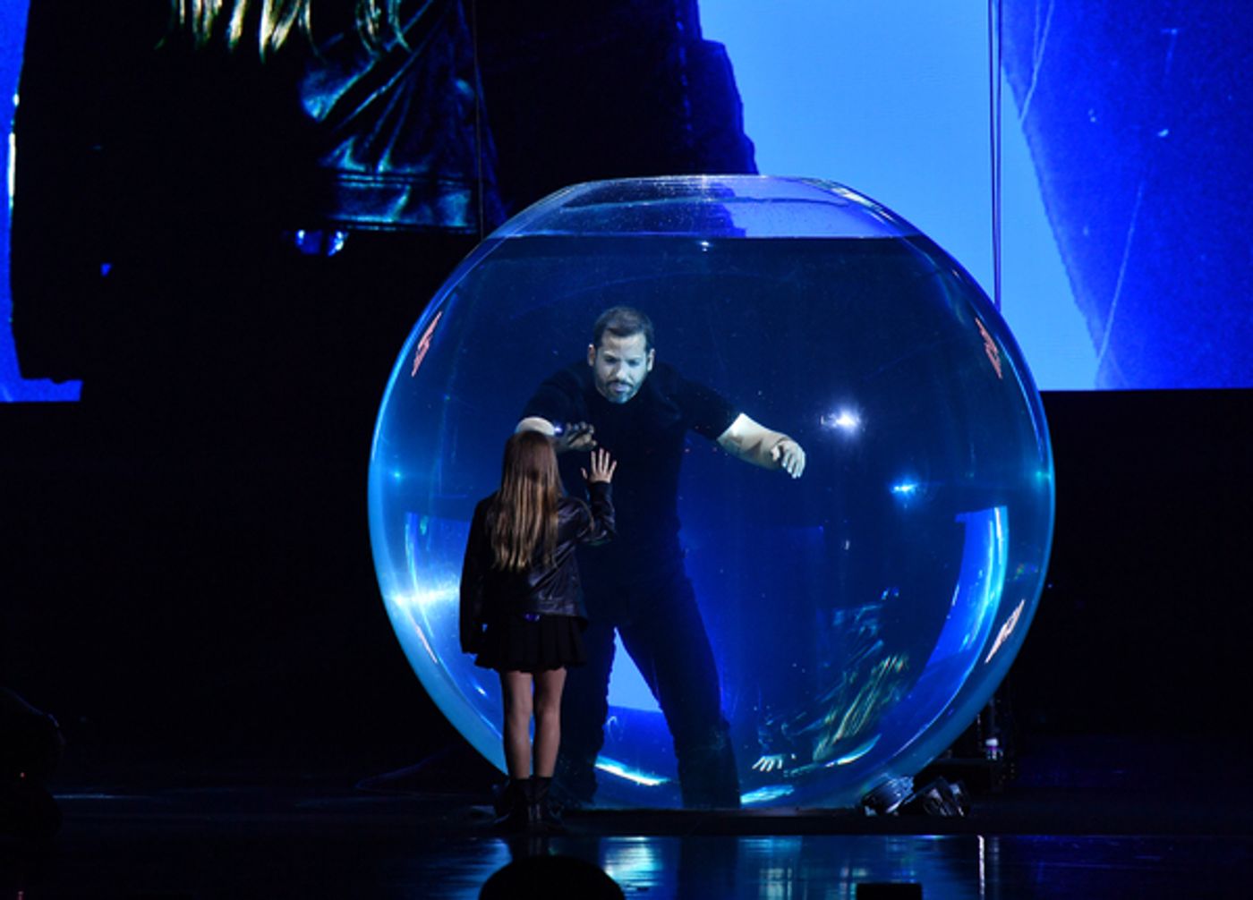 Photos: Inside Opening Night of DAVID BLAINE: IN SPADES at the Resorts World Theatre  Image