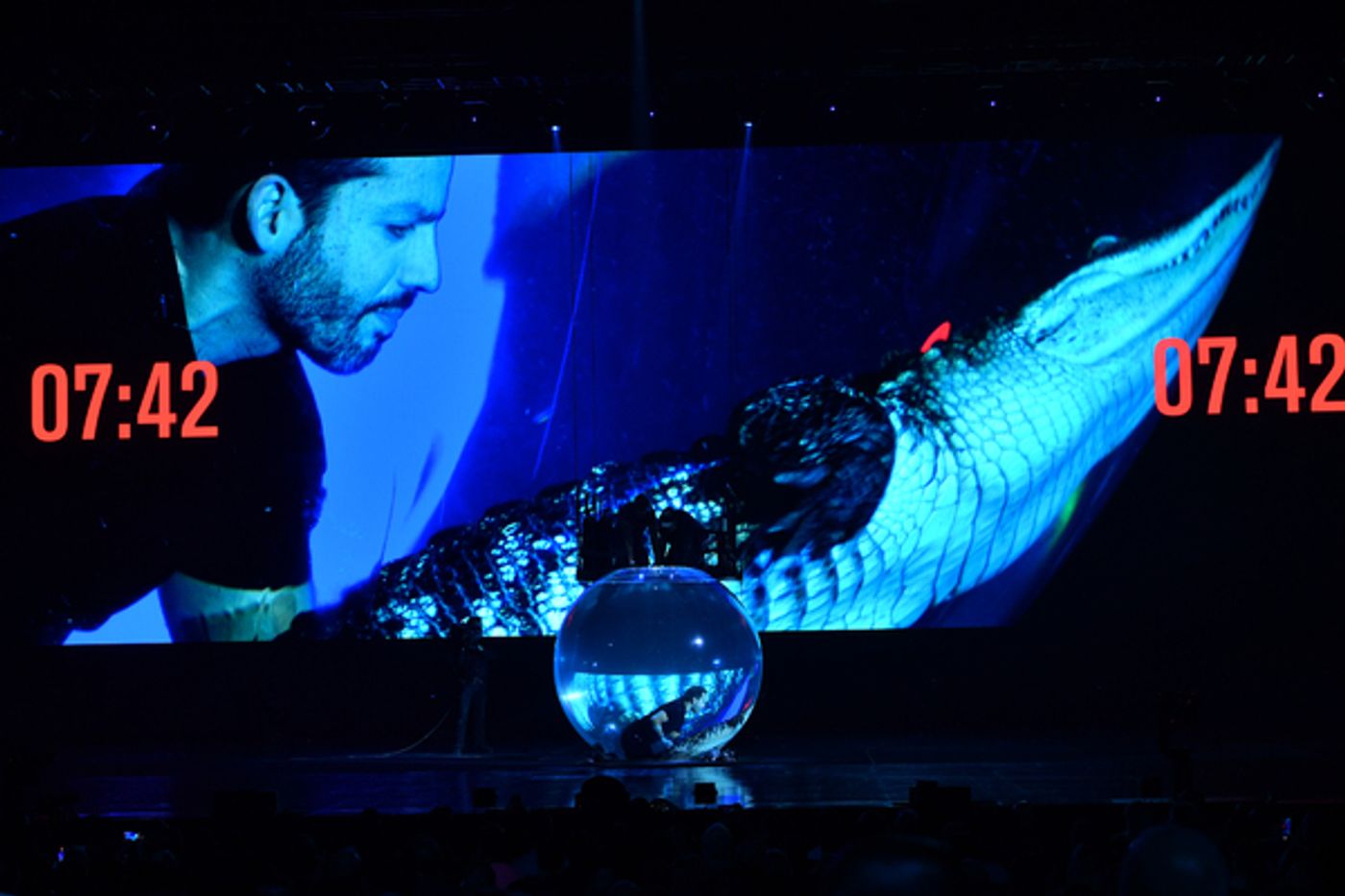 Photos: Inside Opening Night of DAVID BLAINE: IN SPADES at the Resorts World Theatre  Image