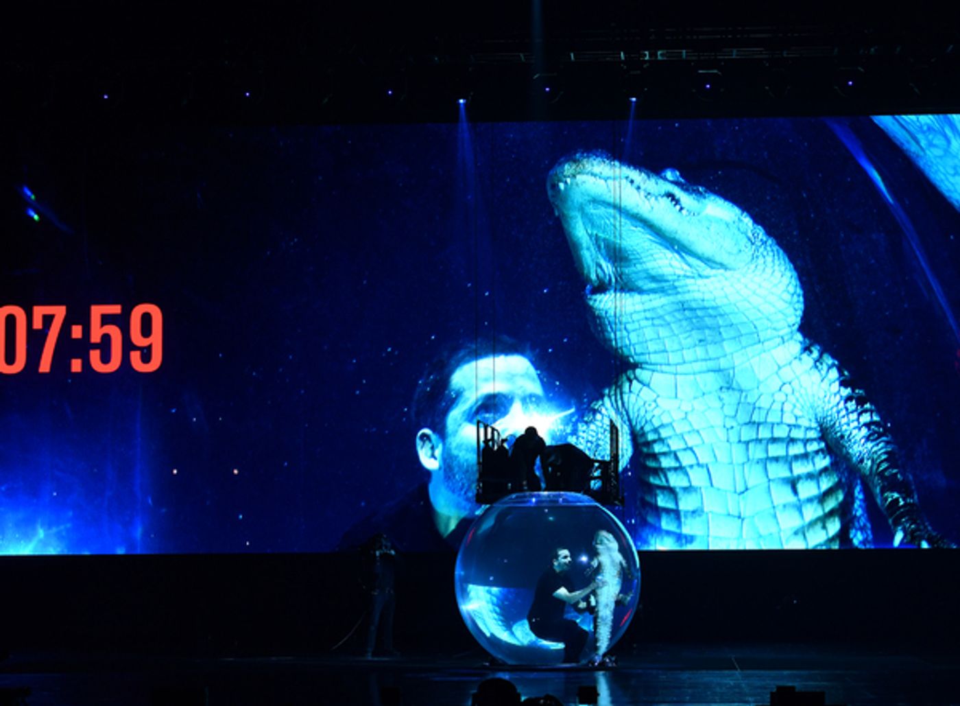 Photos: Inside Opening Night of DAVID BLAINE: IN SPADES at the Resorts World Theatre  Image