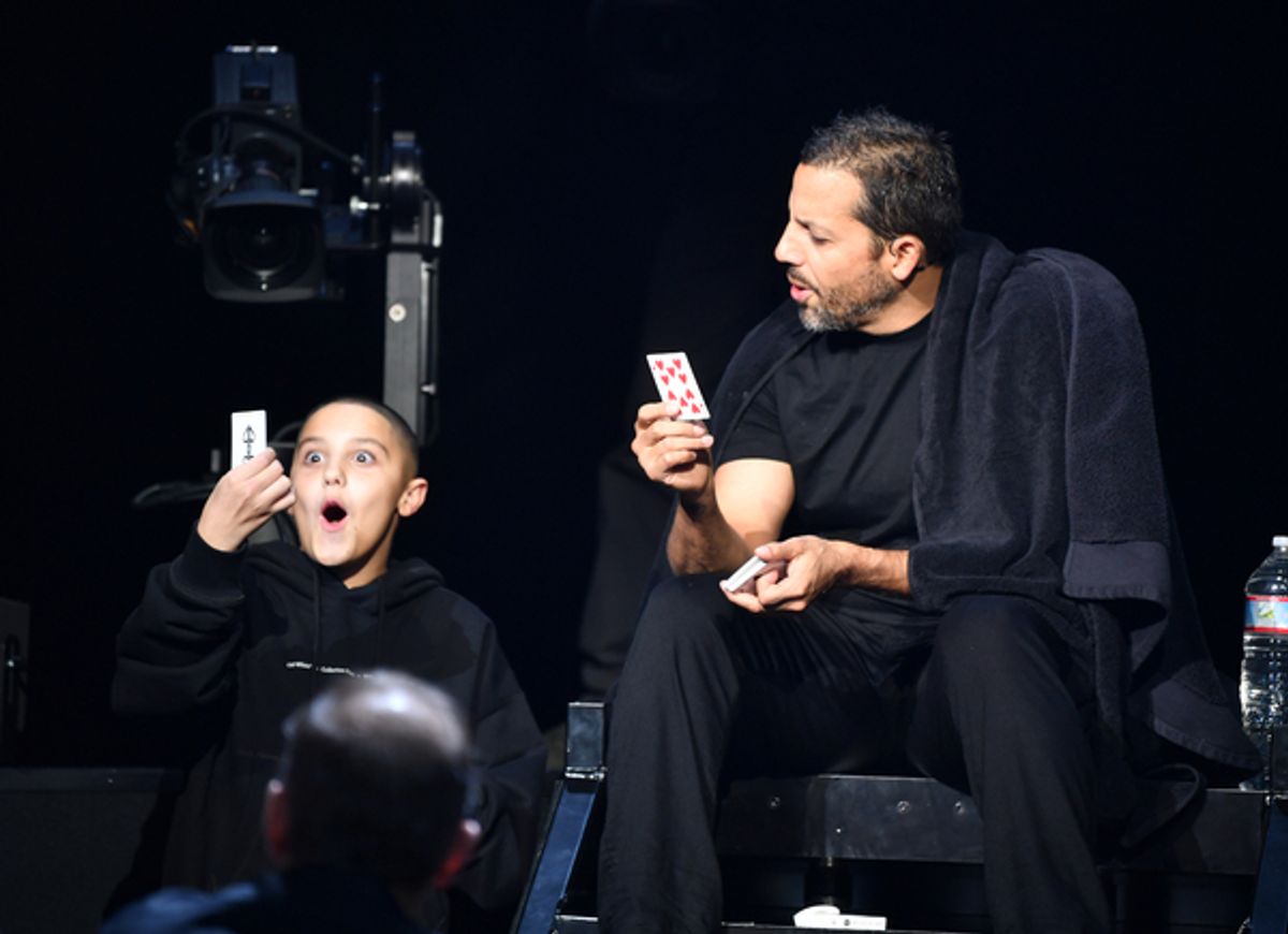 David Blaine and Audience Participant at 
