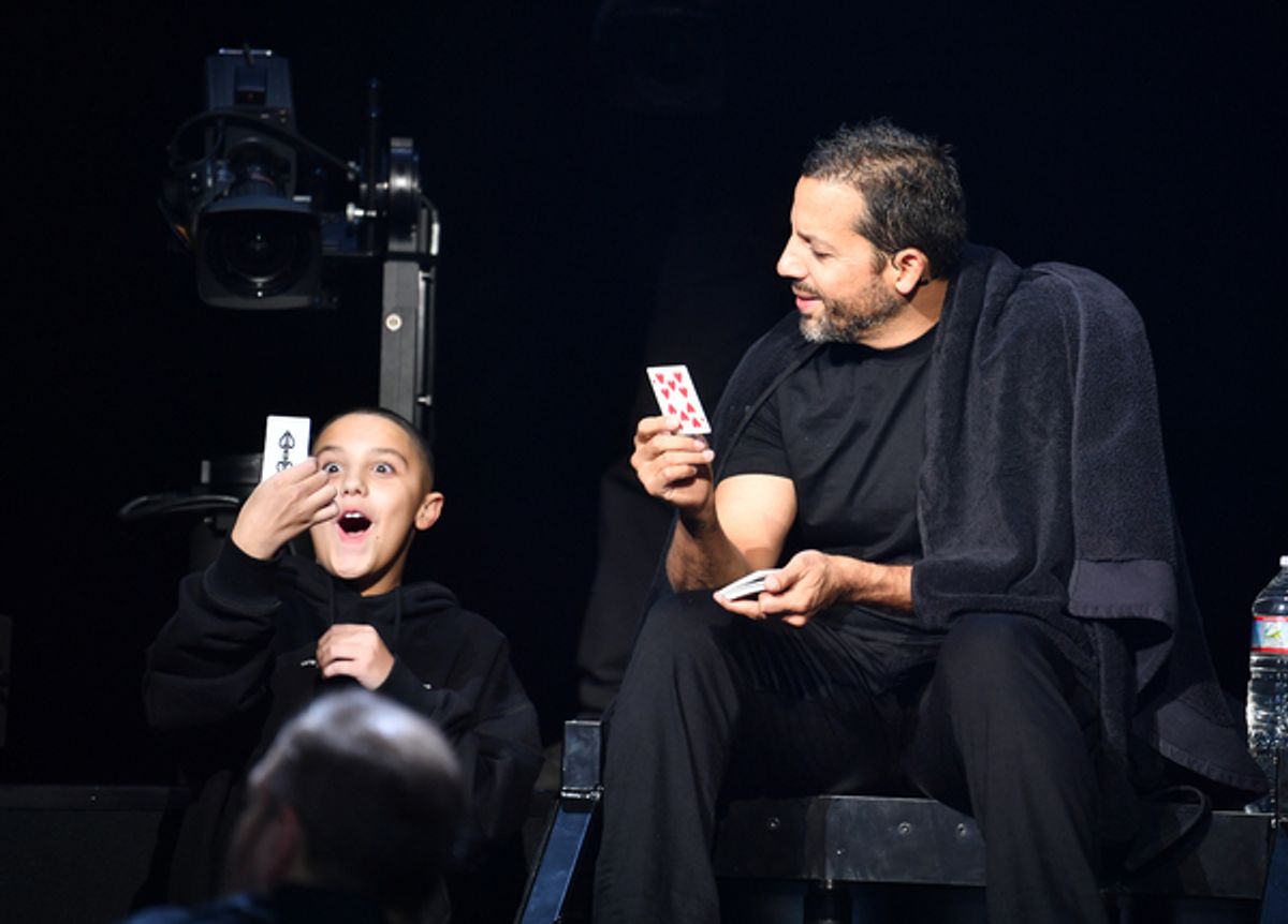 David Blaine and Audience Participant at 
