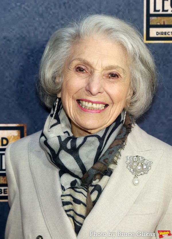 Photos: On the Red Carpet for Opening Night of LEOPOLDSTADT — photo 4 of 63