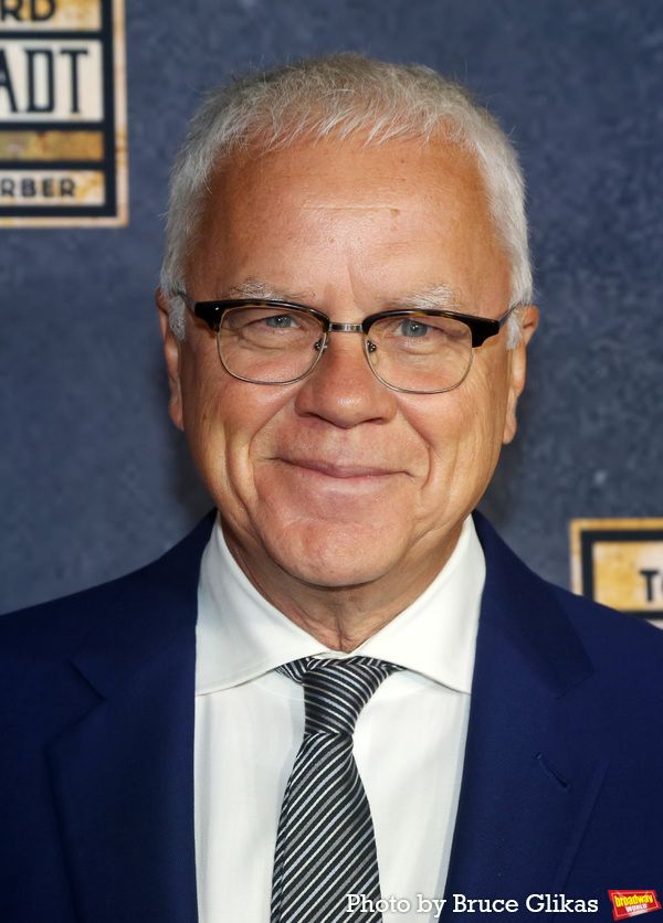 Photos: On the Red Carpet for Opening Night of LEOPOLDSTADT — photo 37 of 63