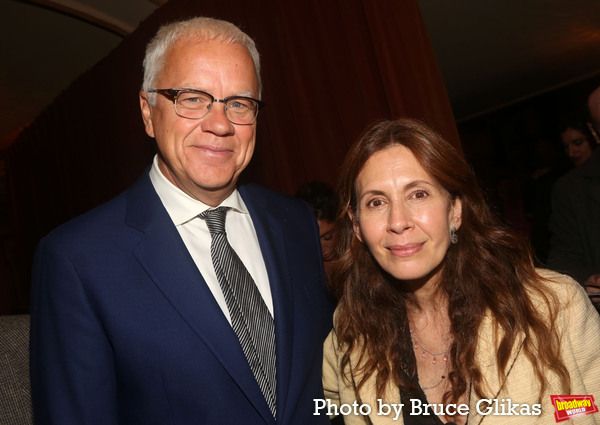 Tim Robbins and Jessica Hecht Photo