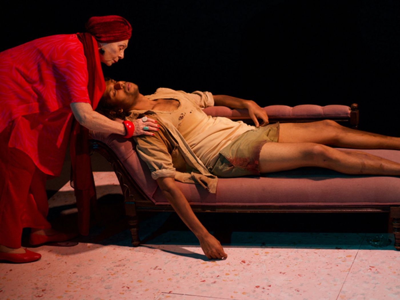 Photos: First Look at Linda Marlowe & Sara Kestelman in THE MILK TRAIN DOESN'T STOP HERE ANYMORE  Image