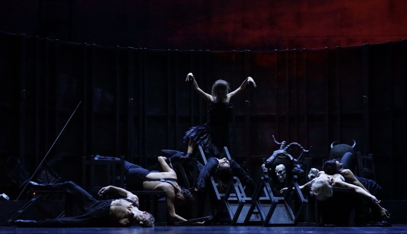 INTERVIEWS: Los protagonistas y directores de PAN Y TOROS nos hablan de esta obra  Image