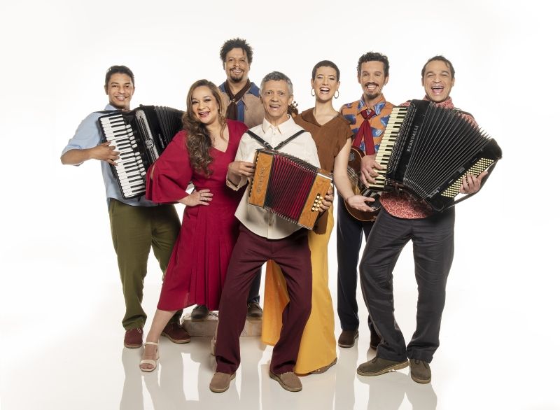Musical DOMINGUINHOS: ISSO AQUI TA BOM DEMAIS Honors the Late Master of Accordion  Image