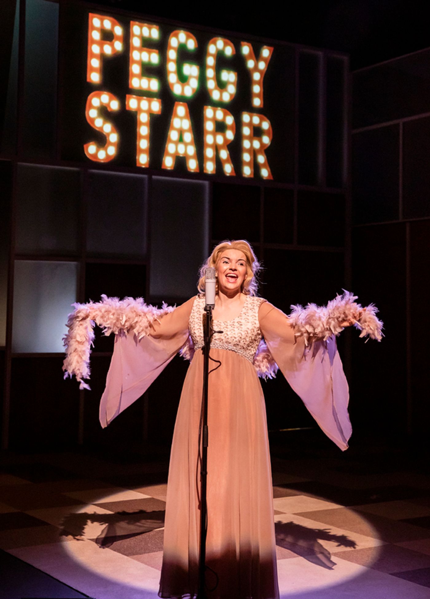 Photos: First Look at ARE YOU AS NERVOUS AS I AM? at Greenwich Theatre  Image