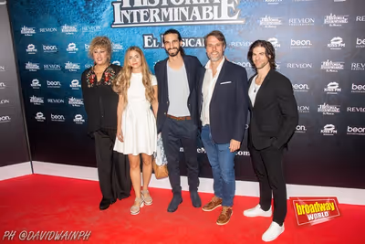 Eva Diago, Talía Del Val, Franco Yan, Gerónimo Rauch y Sergio Arce Photo