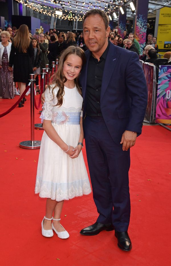 Photos: MATILDA THE MUSICAL Movie Cast Hits the Red Carpet at the BFI London Film Festival Premiere — photo 33 of 33
