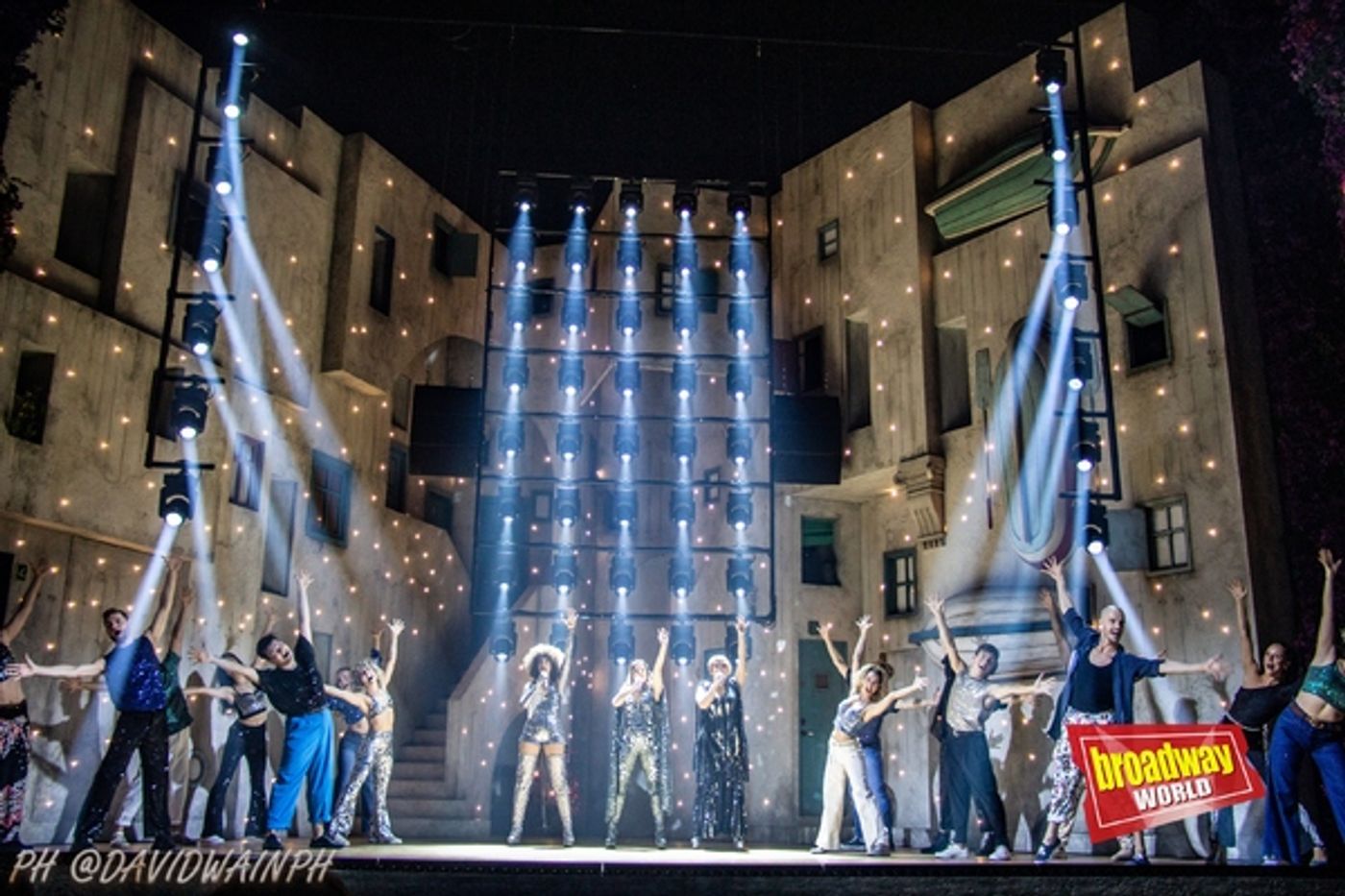 PHOTOS: MAMMA MIA! se presenta en el Teatro Rialto de Madrid  Image