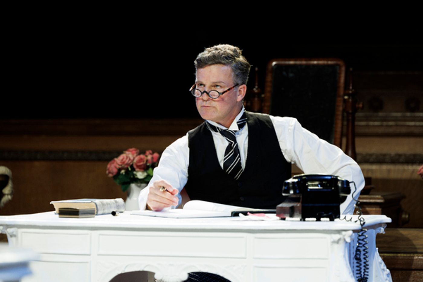 Photos: See New Production Shots From WITNESS FOR THE PROSECUTION At County Hall  Image
