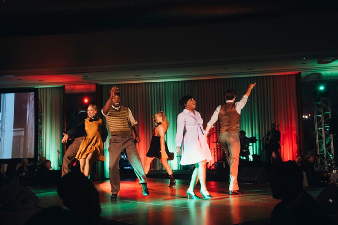 Photos: Porchlight Music Theatre Honors Donna McKechnie at ICONS Gala  Image