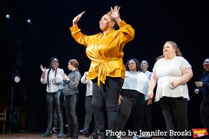 Liz Mikel and the cast of 1776 Photo